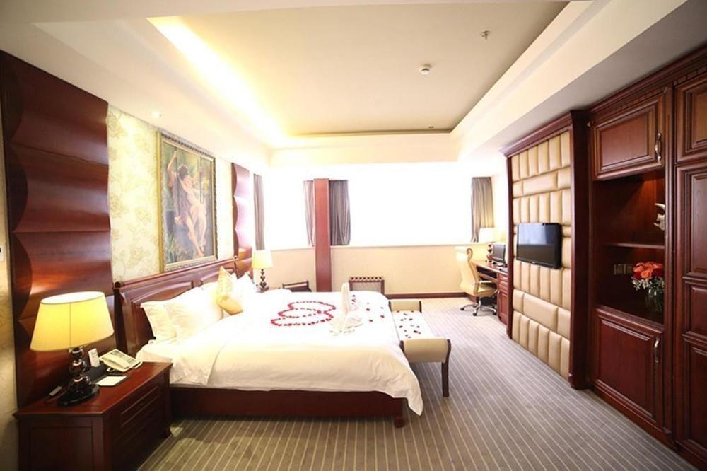 Days Inn Hotspring Xiamen Exterior photo