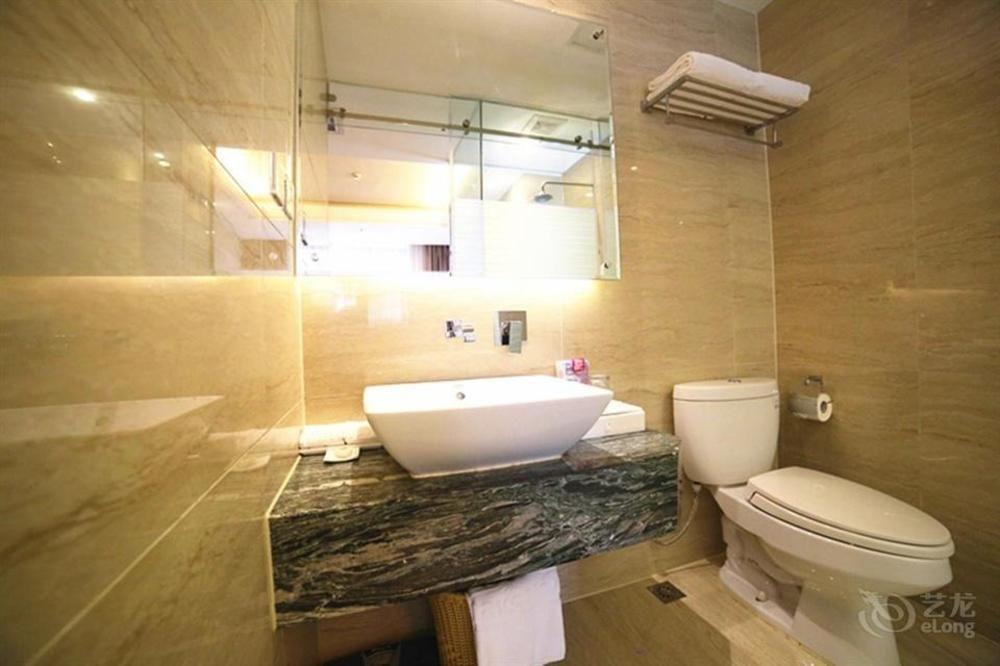 Days Inn Hotspring Xiamen Exterior photo