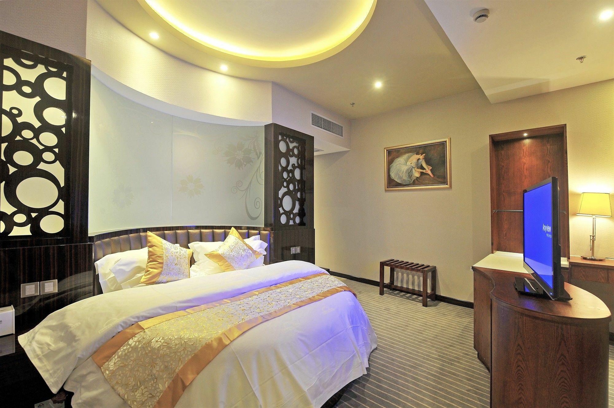 Days Inn Hotspring Xiamen Exterior photo